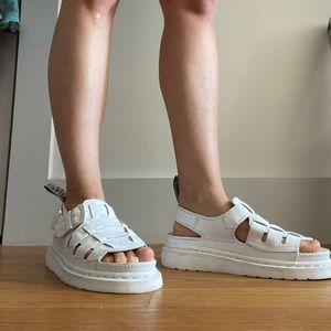 Dr Martens 8092 White Leather Fisherman Sandals
